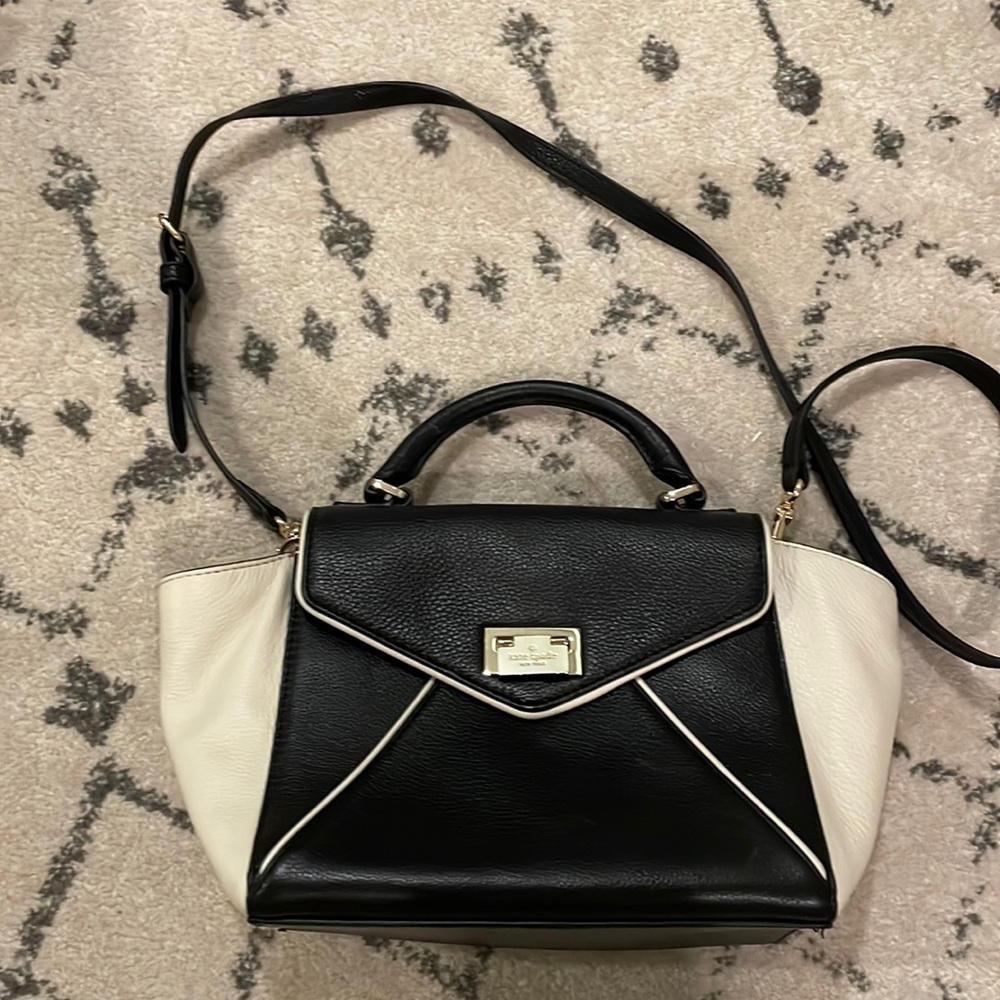 Black and cream Kate Spade crossbody bag